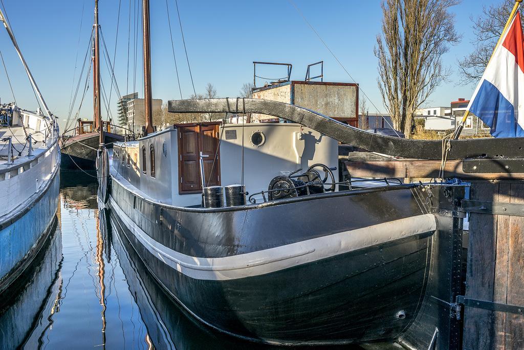 Asile Flottant Hotel Амстердам Екстериор снимка