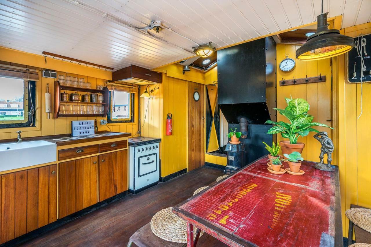 Asile Flottant Hotel Амстердам Екстериор снимка